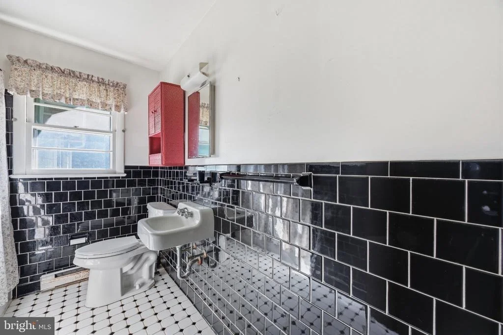 Photo of 4891 IDLEWILDE ROAD
