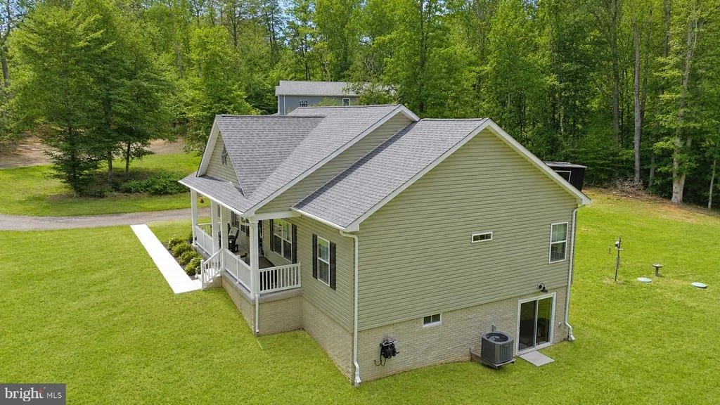Photo of 1680 DARES BEACH ROAD