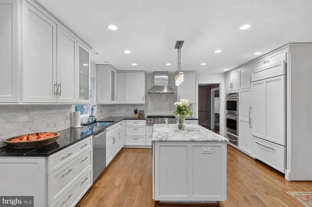Photo of 1205 SUFFIELD DRIVE