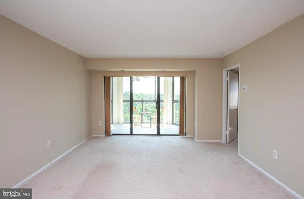 Photo of Unit 21022 at 15107 INTERLACHEN DRIVE