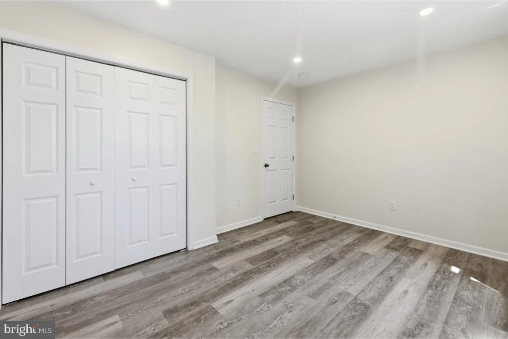 Photo of 24823 CUTSAIL DRIVE