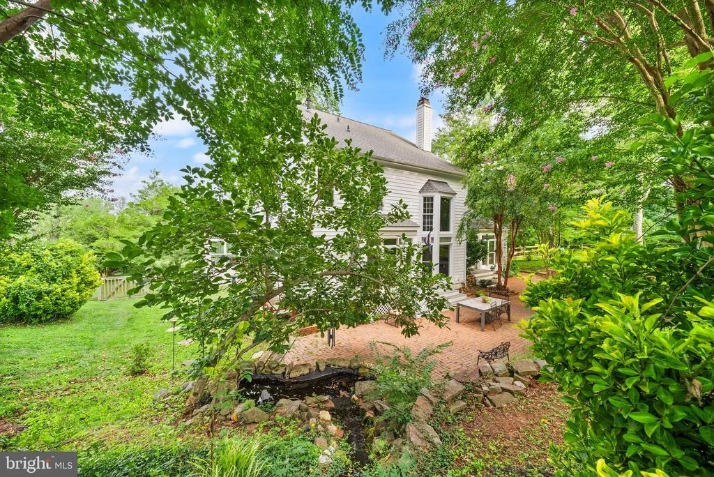 Photo of 4280 LAWNVALE DRIVE