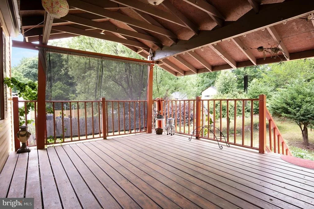 Photo of 1320 RAINBOW DRIVE