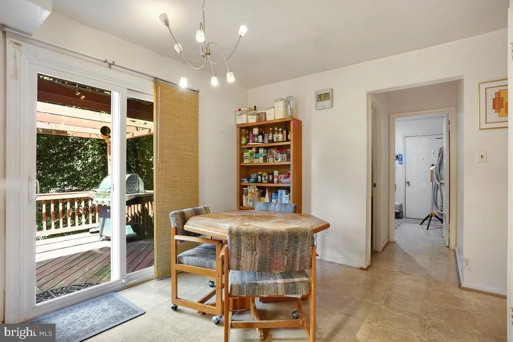 Photo of 14320 CANTRELL ROAD