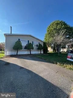 Photo of Unit 211 at 302 FOX POINTE DRIVE
