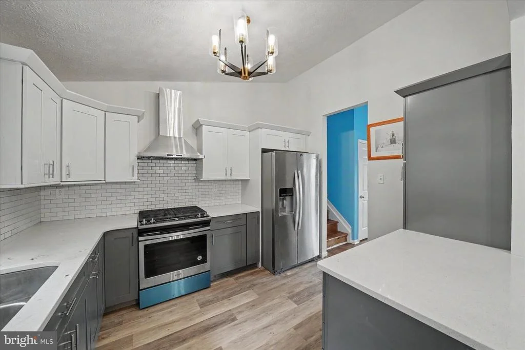 Photo of 206 MACDUFF ROAD