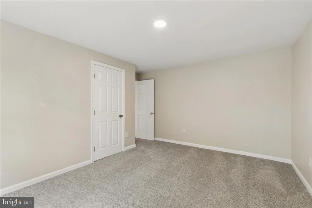 Photo of 5614 DANIEL CIRCLE