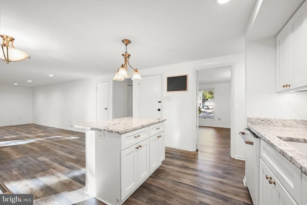 Photo of 5428 HIGH TOR HILL