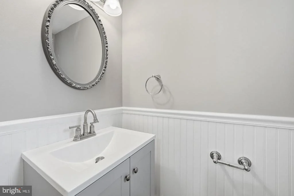 Photo of 1206 BEECHWOOD DRIVE