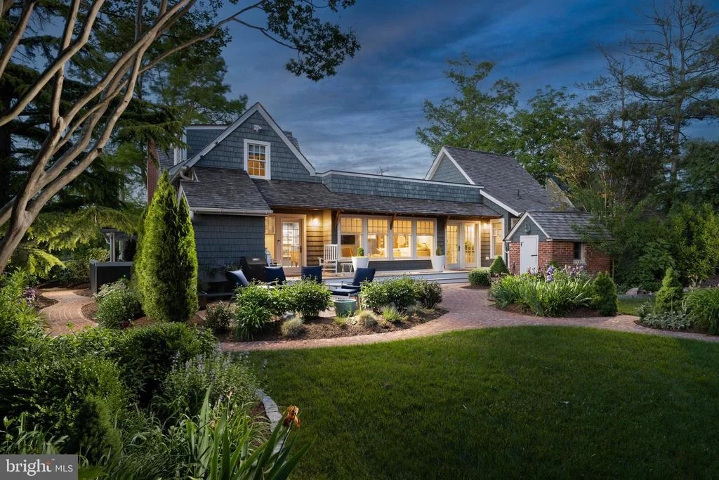 Photo of 410 PILOTTOWN ROAD