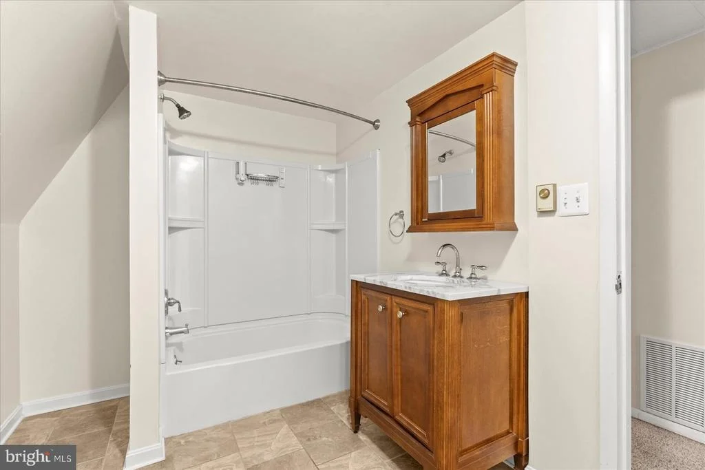 Photo of 1426 RIDGE ROAD