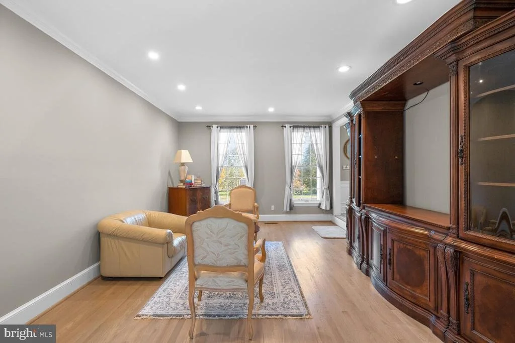 Photo of 8516 PADDOCKVIEW DRIVE