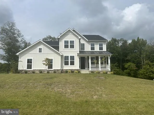 Photo of 2000 ARAM DRIVE