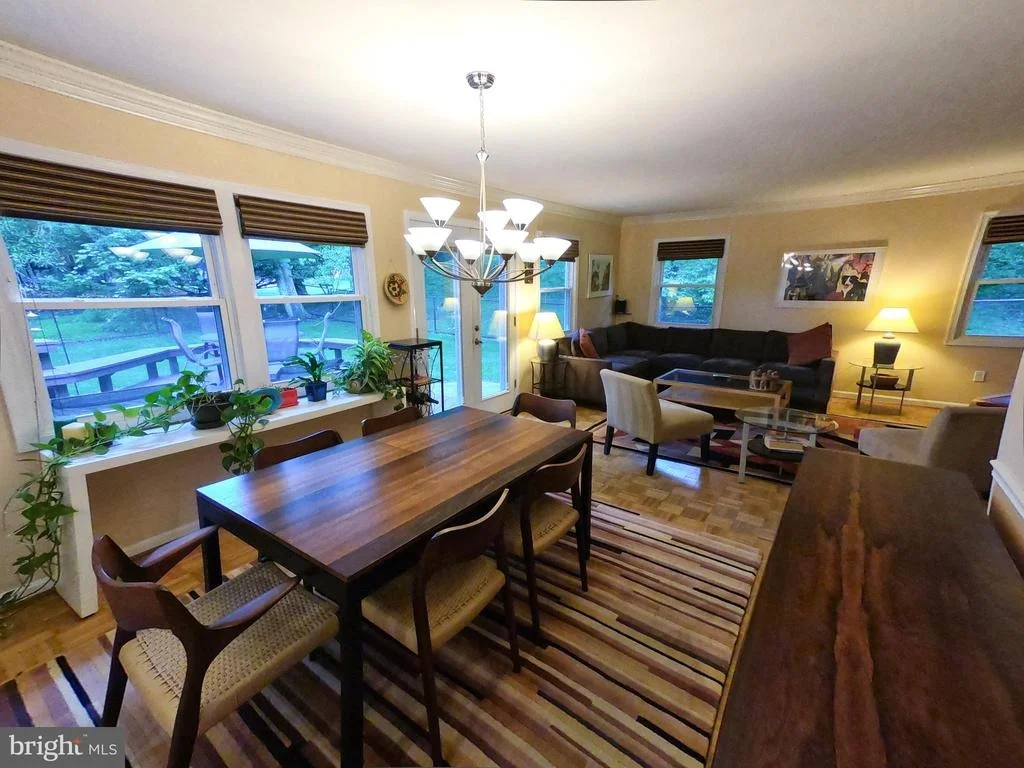 Photo of 14001 BETHPAGE LANE