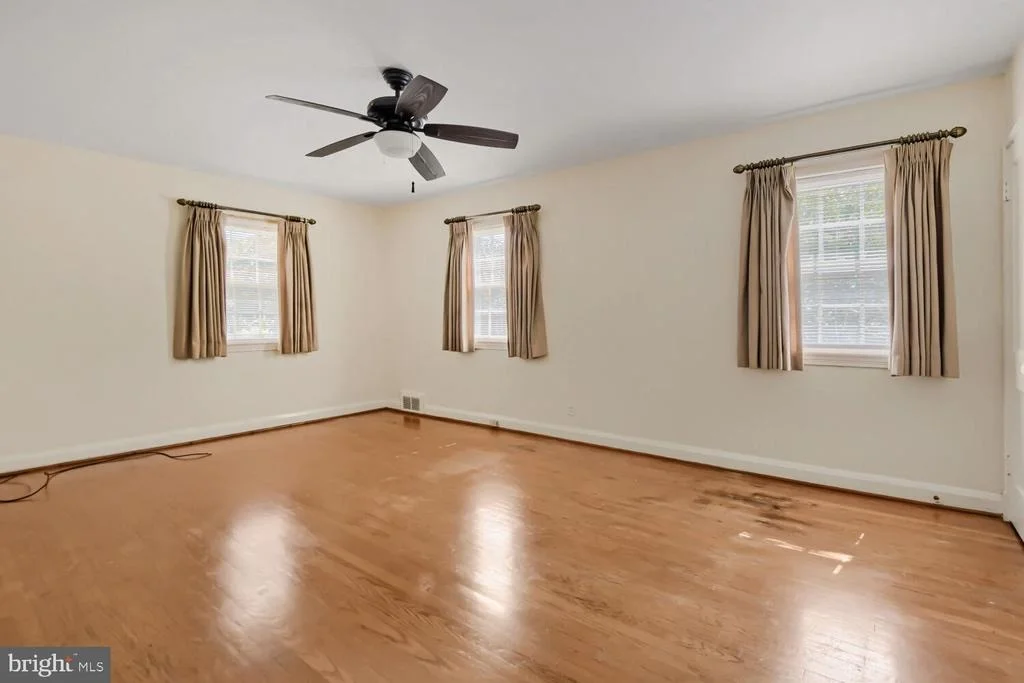 Photo of 1218 SOUTHVIEW ROAD