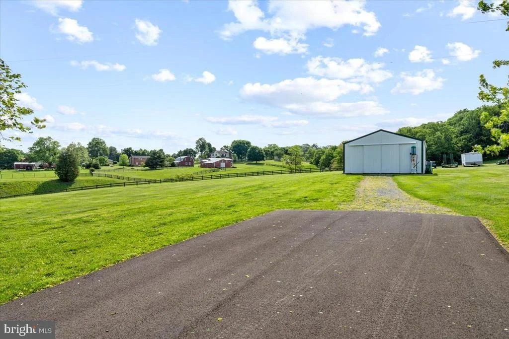 Photo of 4501 BAKER VALLEY ROAD