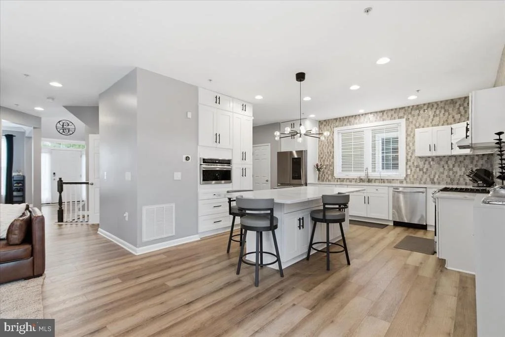 Photo of 2212 SAINT JOSEPHS DRIVE