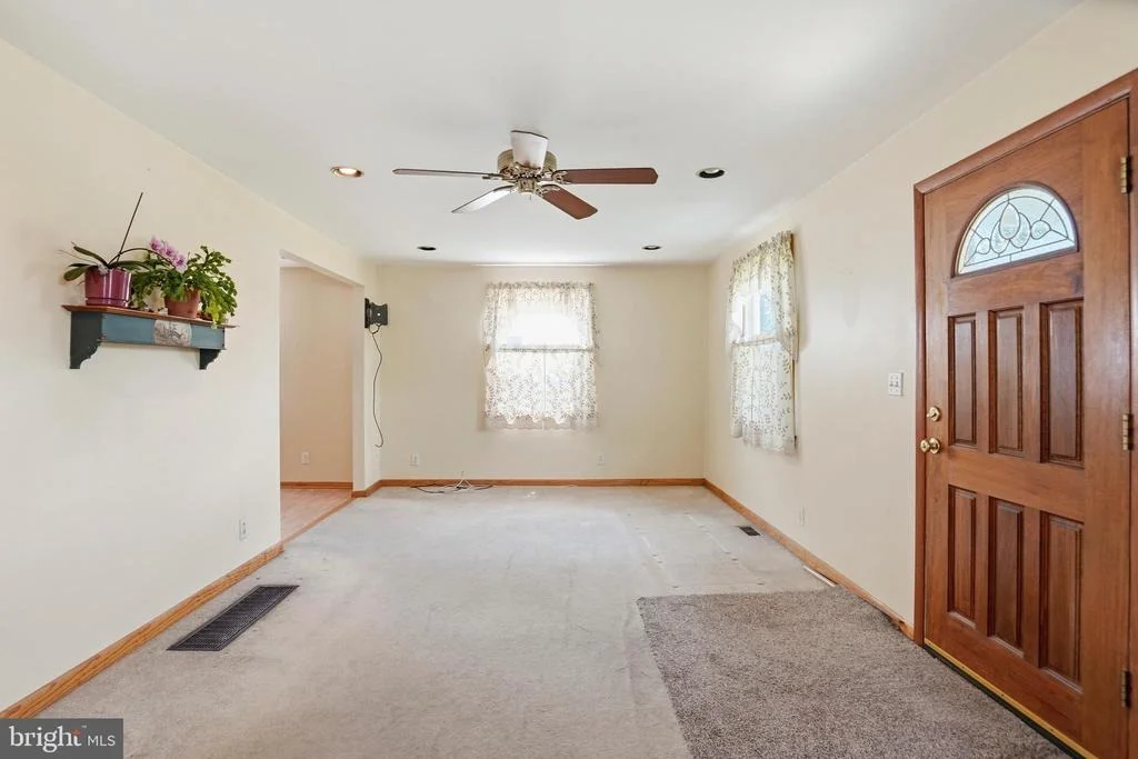 Photo of 8240 LONGPOINT ROAD