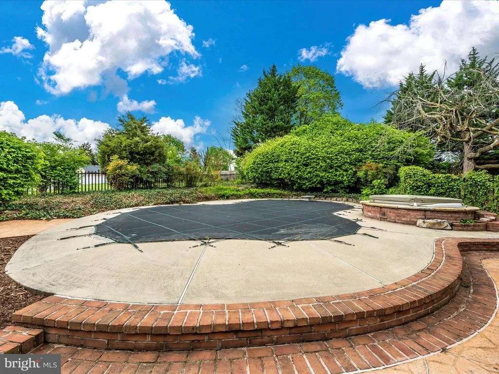 Photo of 6100 EDMONT DRIVE