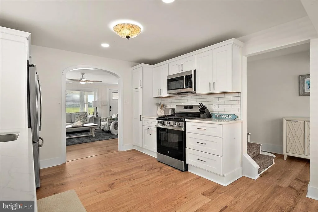 Photo of 12353 MEADOW DRIVE