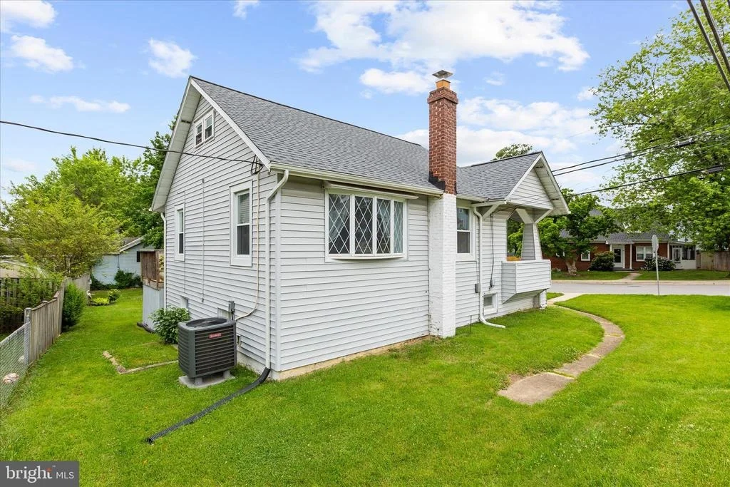 Photo of 40 HAMPTON ROAD