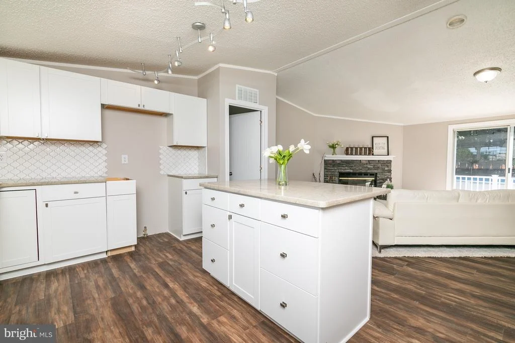 Photo of 21 JOHN B DRIVE