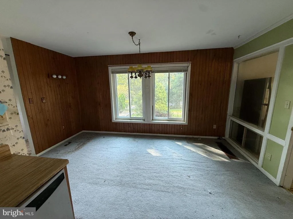 Photo of 9458 4TH PLACE