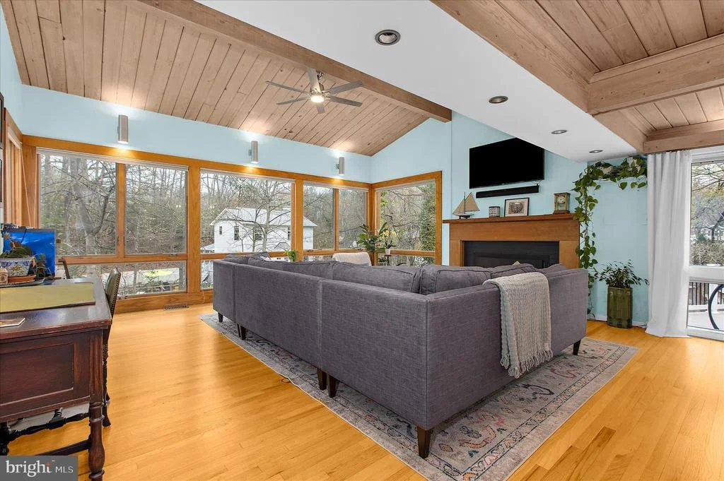 Photo of 2642 QUEEN ANNE CIRCLE
