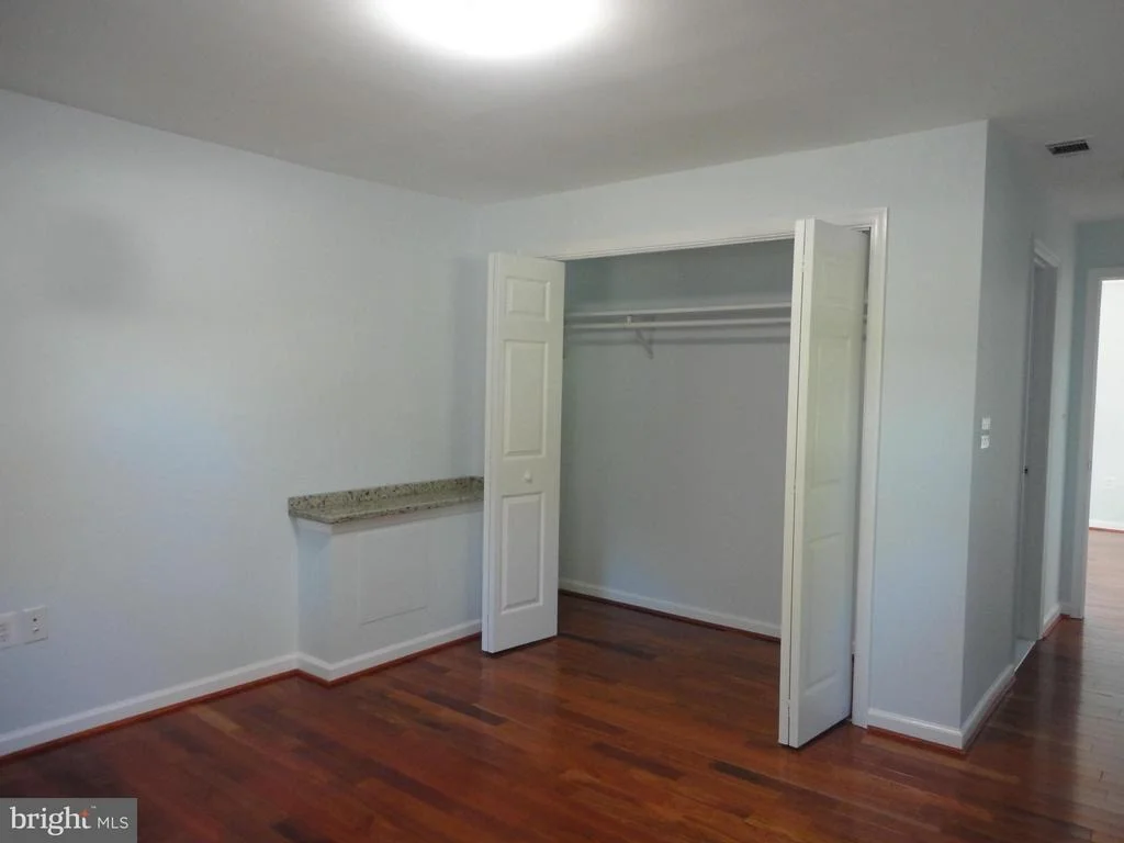 Photo of 6101 MAIN STREET