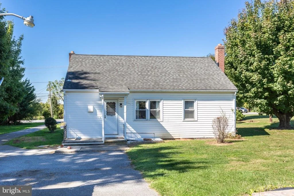 Photo of 15811 HANOVER PIKE