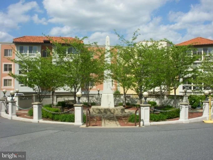 Photo of Unit 302 at 14801 PENNFIELD CIRCLE