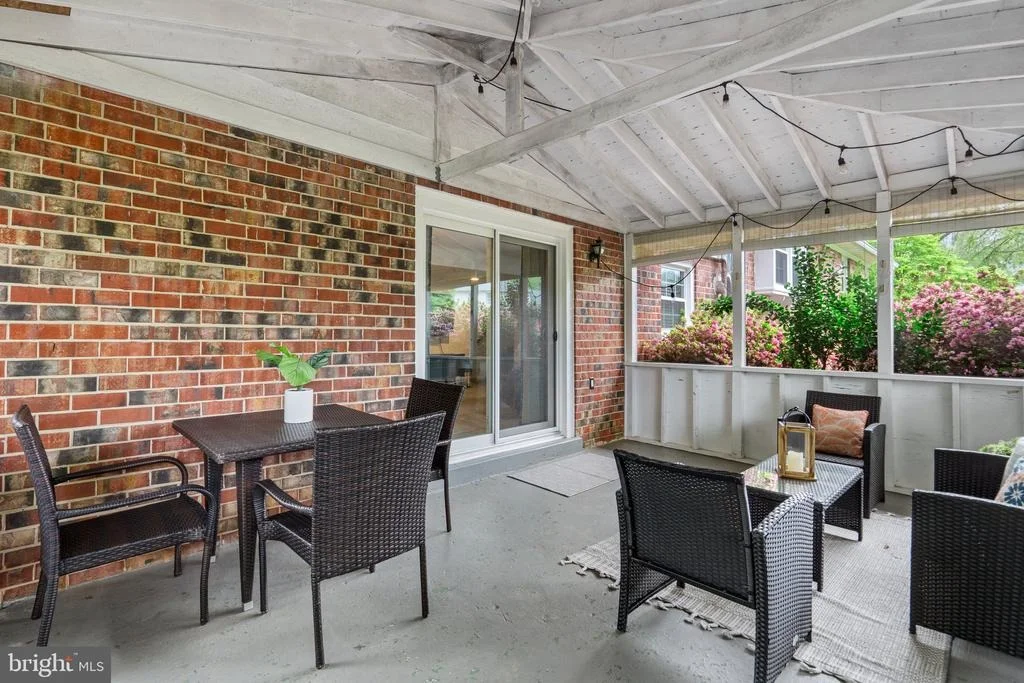 Photo of 17621 PRINCE EDWARD DRIVE