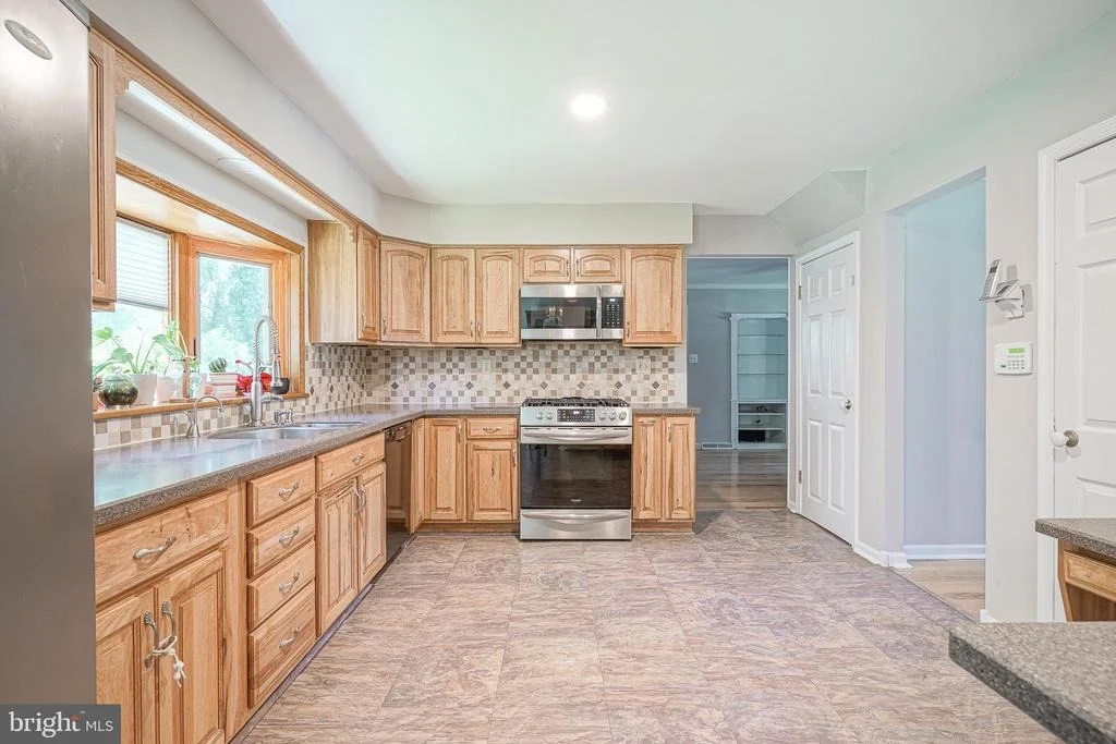 Photo of 1237 HEARTWOOD DRIVE