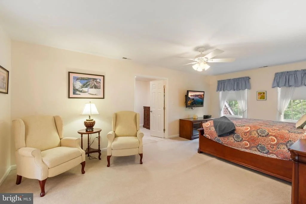 Photo of 2874 TALBERT ROAD
