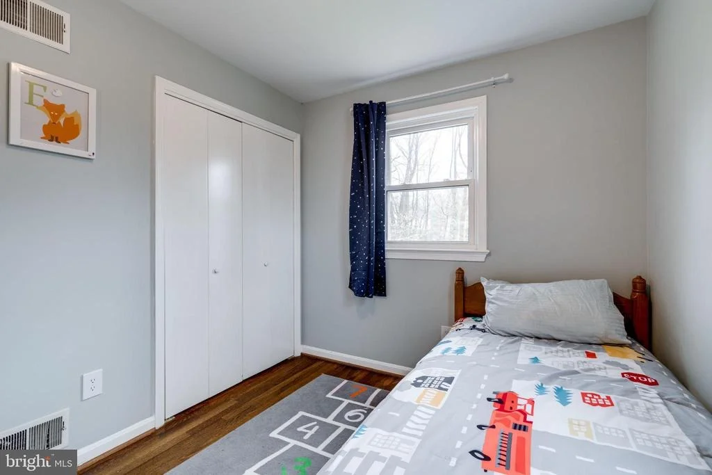 Photo of 6810 HUNTSMAN BOULEVARD