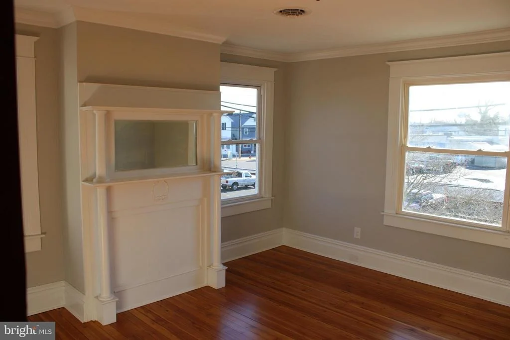 Photo of 107 POPLAR STREET