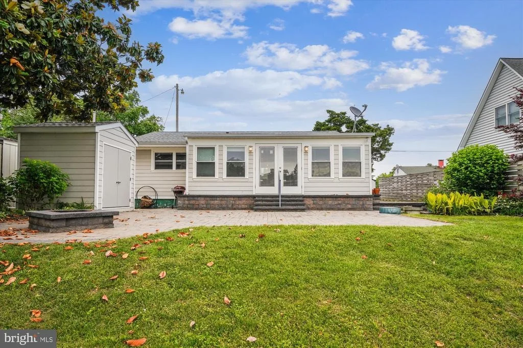 Photo of 45991 CLARKS ROAD