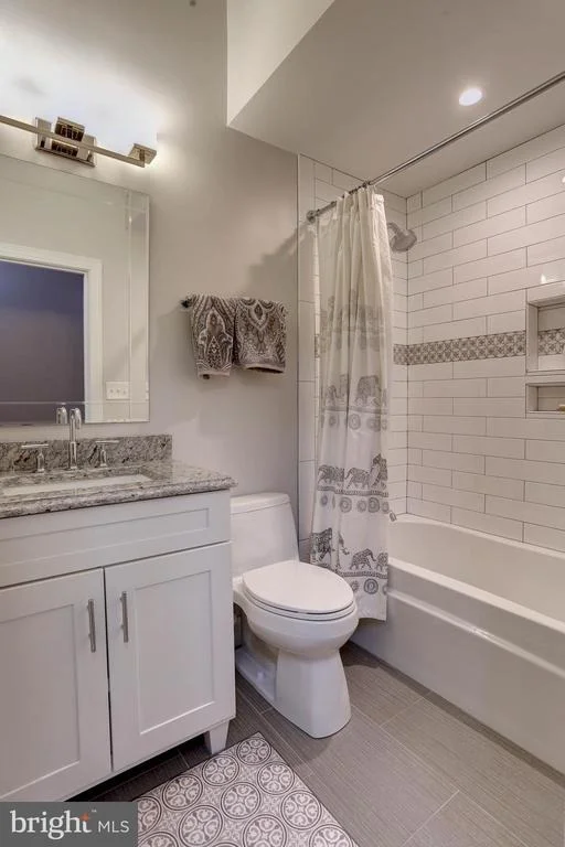 Photo of 8171 BAYSIDE DRIVE