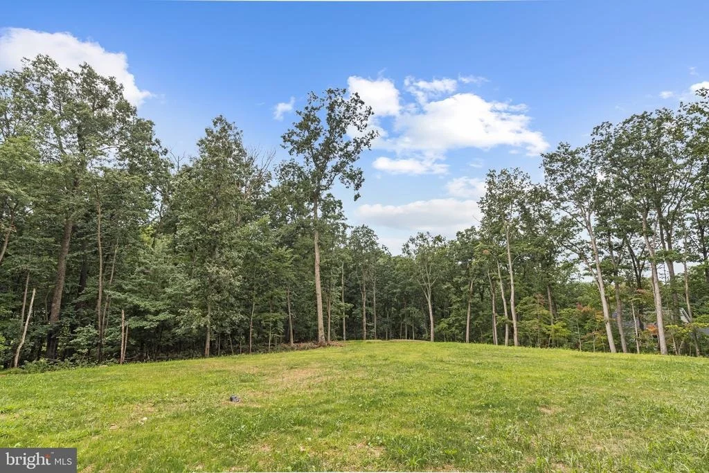 Photo of 2624 BACHMAN ROAD