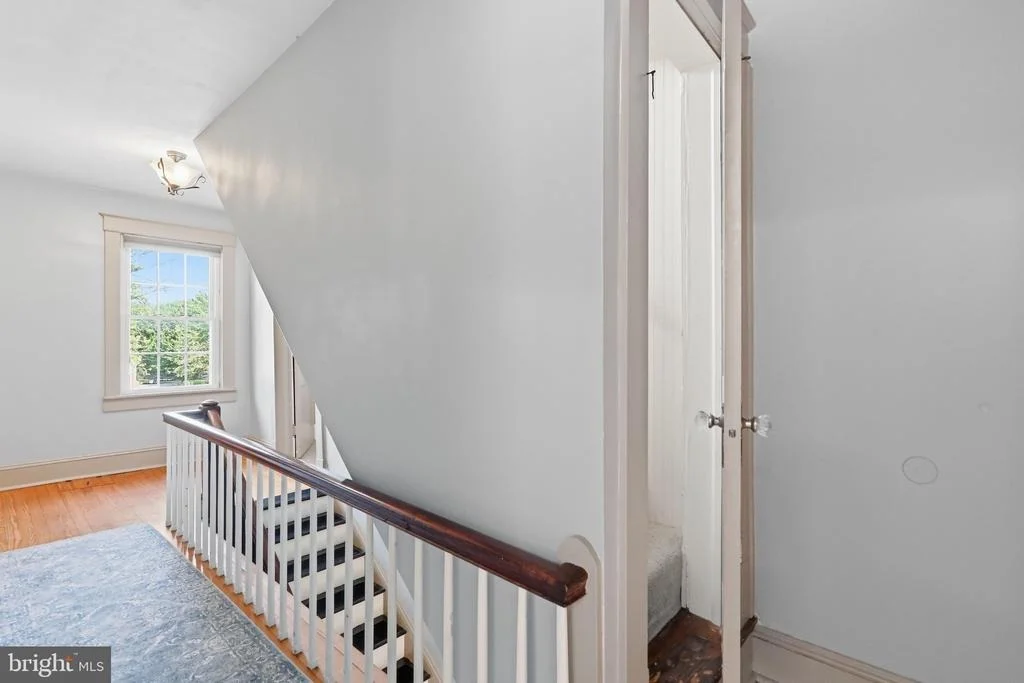 Photo of 5921 QUINN ROAD