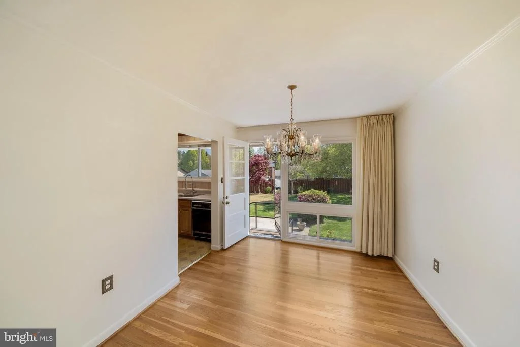Photo of 1509 VIVIAN PLACE
