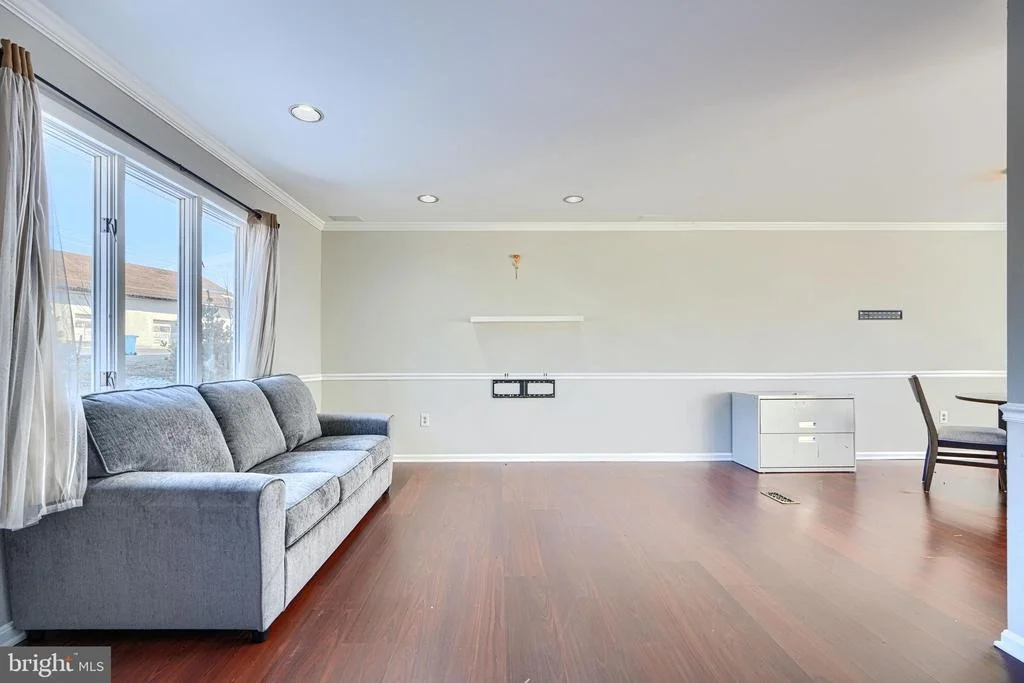 Photo of 10100 LEWIS DRIVE