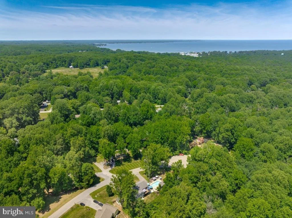Photo of 9017 MEGAN CIRCLE