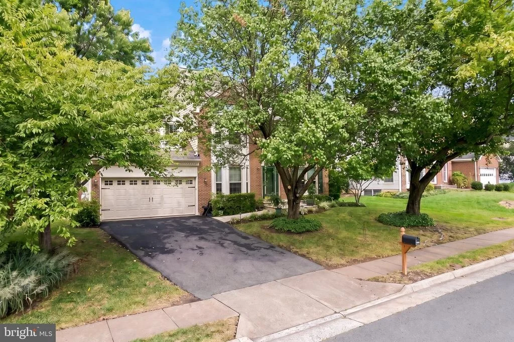 Photo of 1316 SUMMERFIELD DRIVE