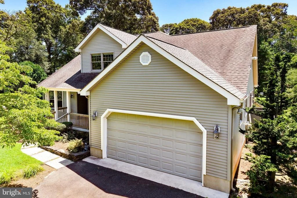 Photo of 33810 N HERON DRIVE
