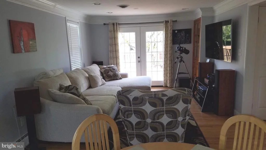 Photo of 9507 PLEASANT PLAINS ROAD