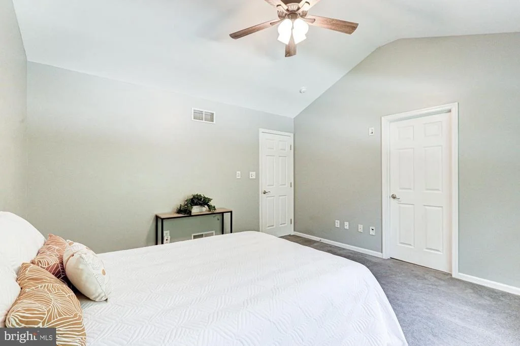Photo of 409 INDIA DRIVE