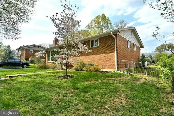 Photo of 1505 KORTH PLACE