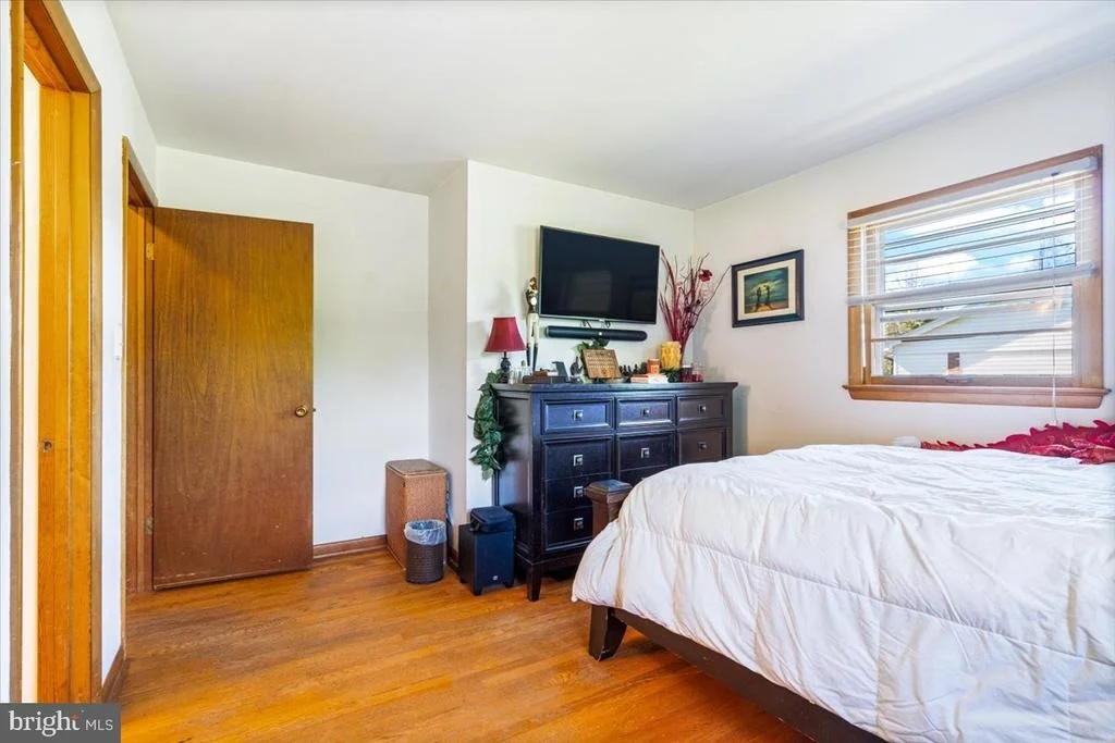 Photo of 8002 SUNNYBROOK COURT
