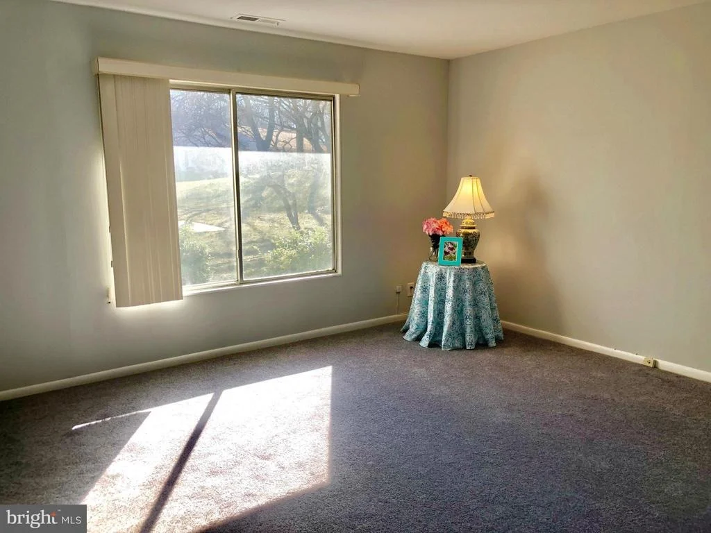 Photo of Unit 191A at 3221 LUDHAM DRIVE